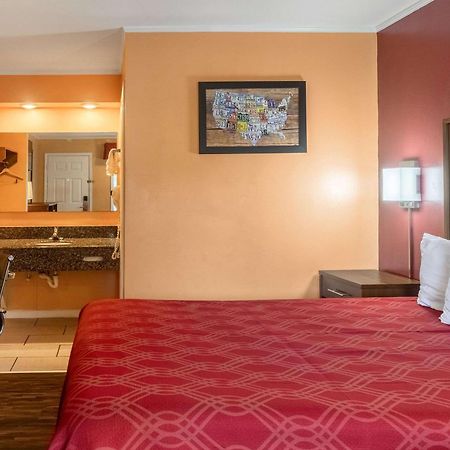 Econo Lodge Cornersville Dış mekan fotoğraf