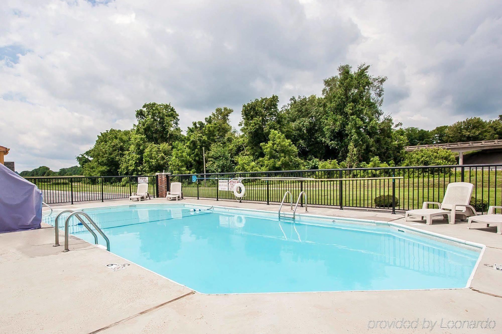 Econo Lodge Cornersville Dış mekan fotoğraf