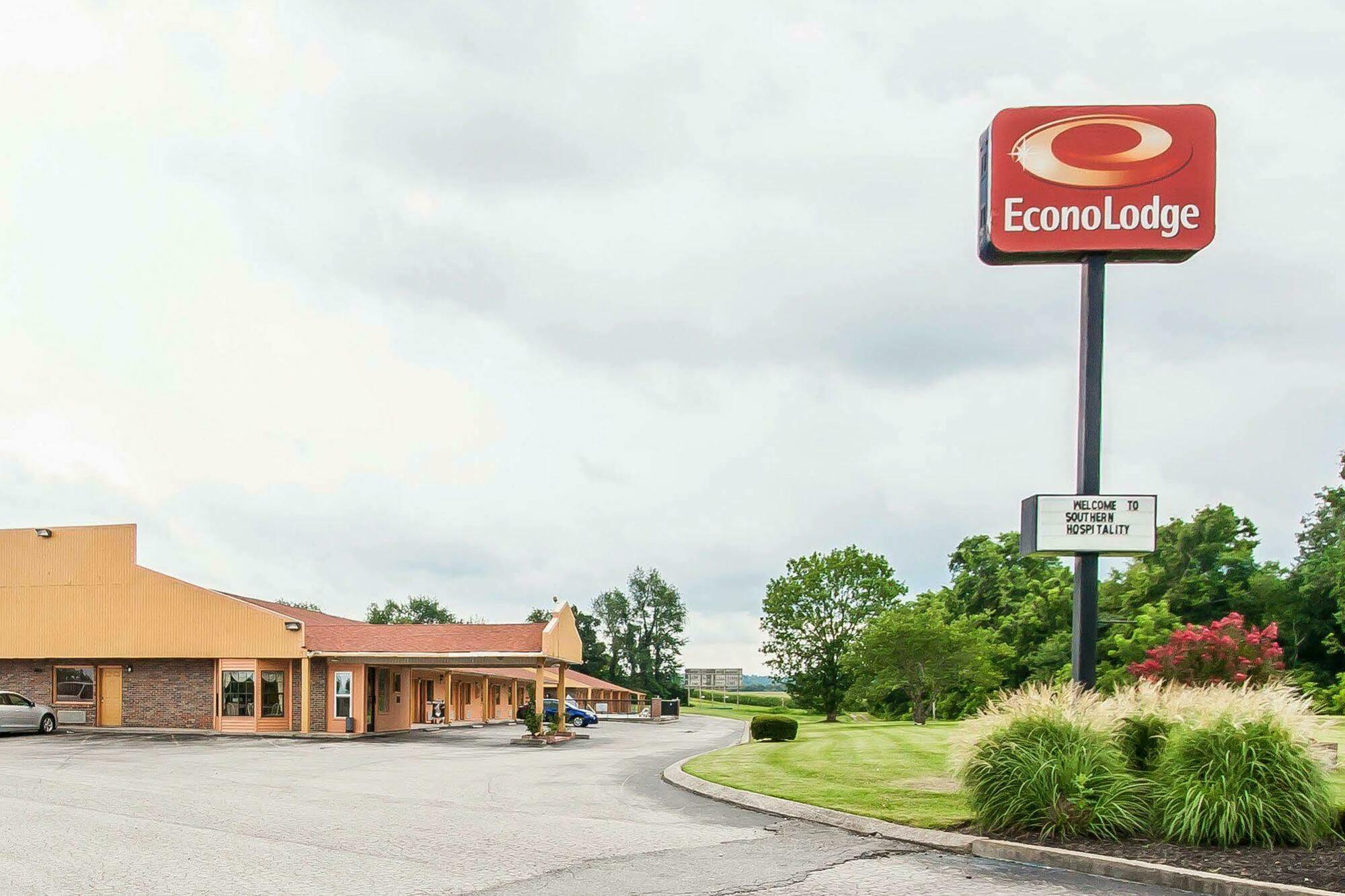 Econo Lodge Cornersville Dış mekan fotoğraf